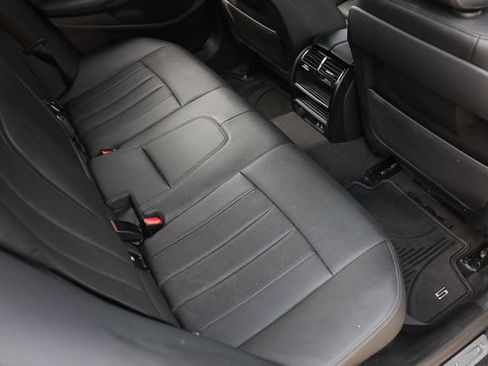 Used 2021 BMW 530i w/ Convenience Package image 15