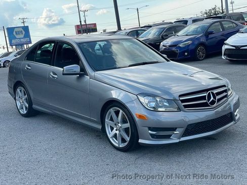 Used 2014 Mercedes-Benz C 300 4MATIC Sedan image 4
