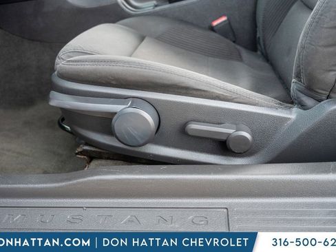 Used 2013 Ford Mustang Convertible image 19