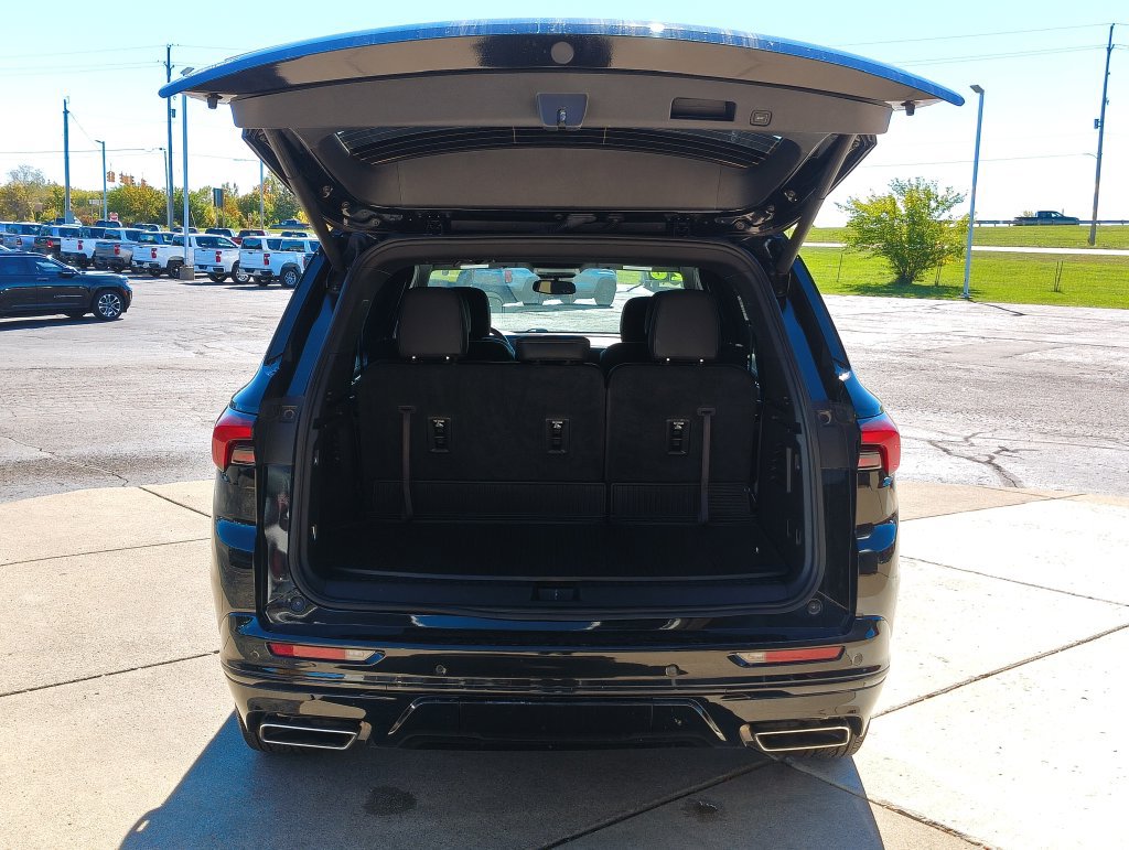 Used 2026 Buick Enclave Sport Touring w/ LPO, All-Weather Package AWD/4WD image 28