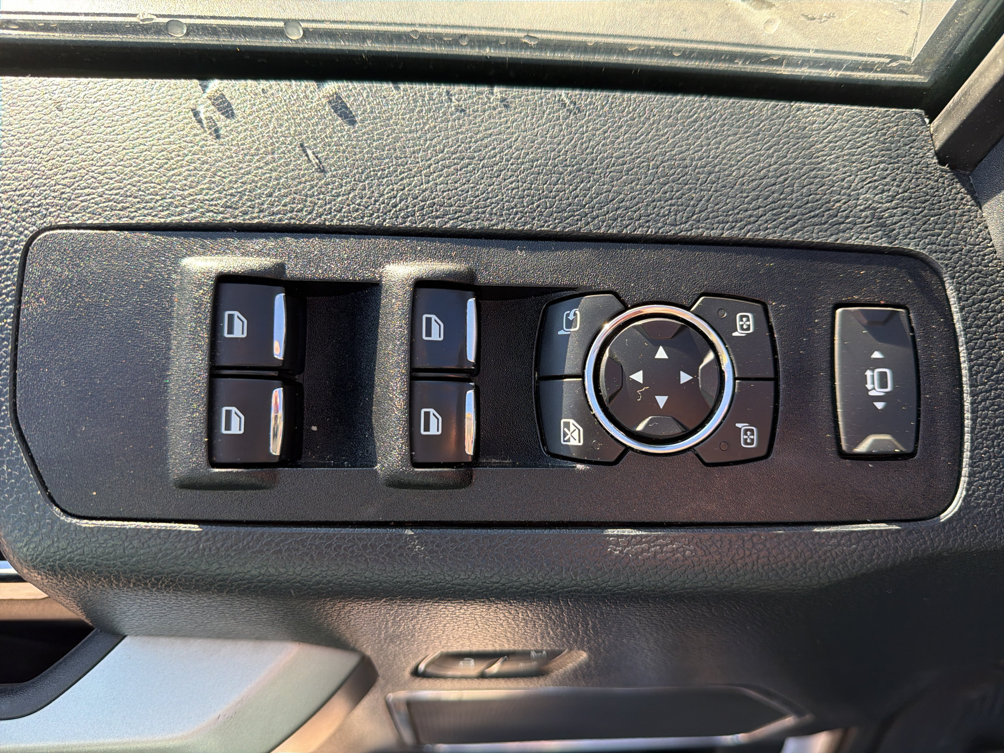 Used 2022 Ford F450 Lariat w/ FX4 Off-Road Package AWD/4WD image 24