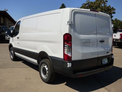 New 2025 Ford Transit 250 Low Roof image 21