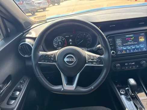 Used 2023 Nissan Kicks SR FWD image 28