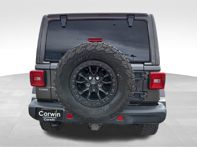 Used 2019 Jeep Wrangler Unlimited Sahara AWD/4WD image 14