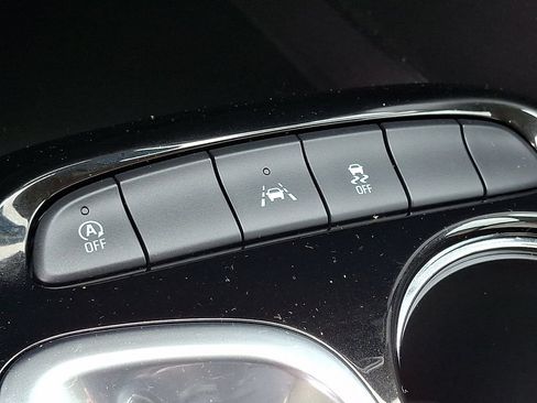 Used 2023 Buick Encore GX Preferred w/ Cold Weather Comfort Package FWD image 23