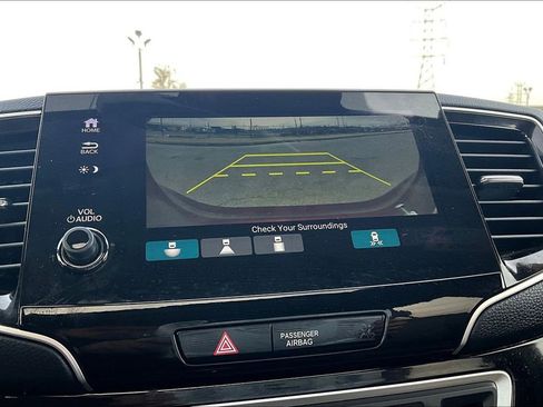 Used 2021 Honda Pilot Touring image 15