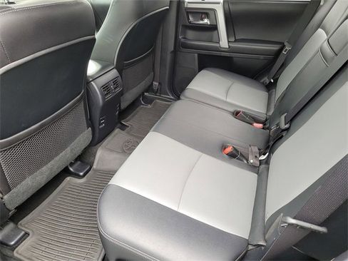 Used 2017 Toyota 4Runner SR5 image 13