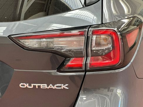 Used 2025 Subaru Outback Premium image 37