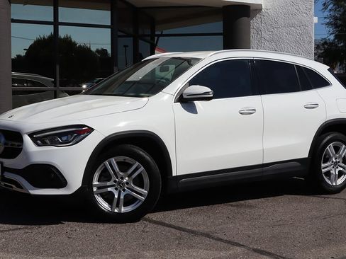 Used 2021 Mercedes-Benz GLA 250 w/ Premium Package image 3