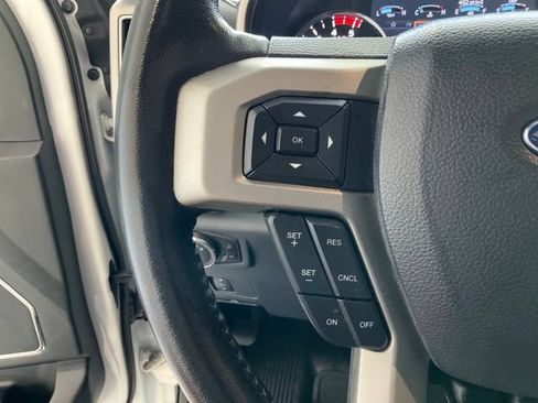 Used 2022 Ford F350 Lariat w/ Chrome Package AWD/4WD image 12