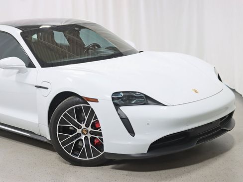 Used 2021 Porsche Taycan 4S AWD/4WD image 2