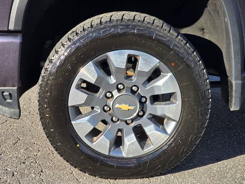 Certified 2024 Chevrolet Silverado 2500 Custom w/ Custom Value Package image 23