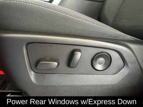 Used 2023 Chevrolet Silverado 1500 RST w/ Z71 Off-Road Package image 15