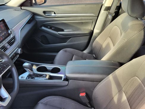 Used 2023 Nissan Altima 2.5 SV image 29