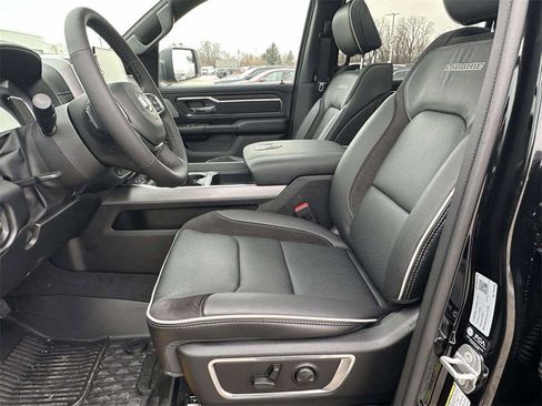 New 2026 RAM 1500 4x4 Crew Cab image 10