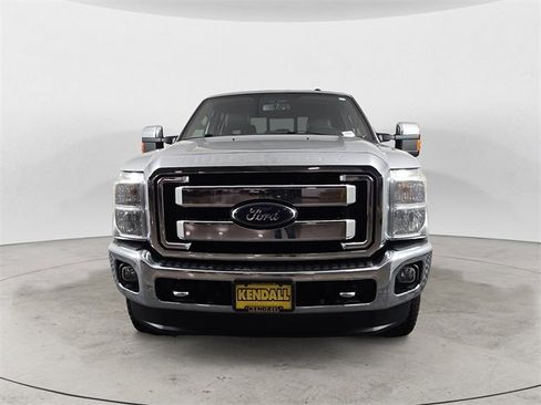 Used 2016 Ford F250 Lariat w/ Chrome Package image 8