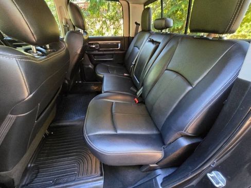 Used 2018 RAM 2500 Laramie w/ Sport Appearance Group AWD/4WD image 14