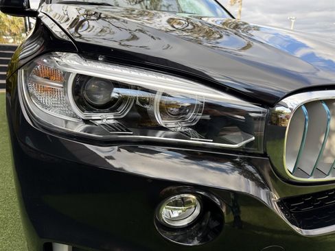 Used 2018 BMW X5 xDrive40e image 9