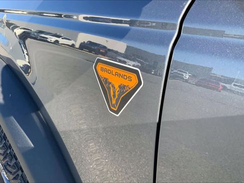 New 2025 Ford Bronco Badlands image 15