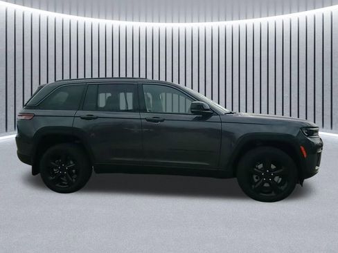 New 2026 Jeep Grand Cherokee Limited image 4