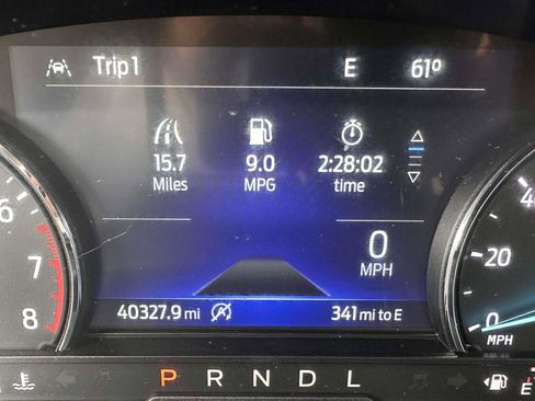Certified 2024 Ford Explorer XLT w/ Equipment Group 202A AWD/4WD image 31