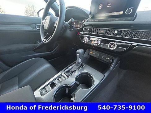 Certified 2024 Honda Civic Sport image 32