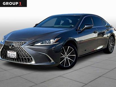 Used 2023 Lexus ES 300h w/ Premium Package