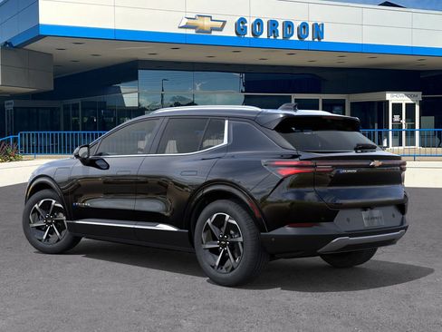 New 2025 Chevrolet Equinox EV LT image 3