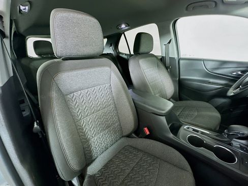 Used 2024 Chevrolet Equinox LT AWD/4WD image 25