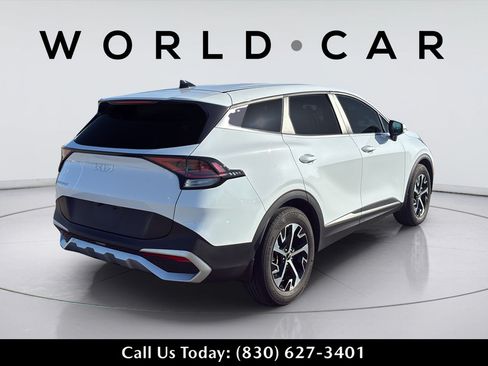 Used 2024 Kia Sportage EX FWD image 17