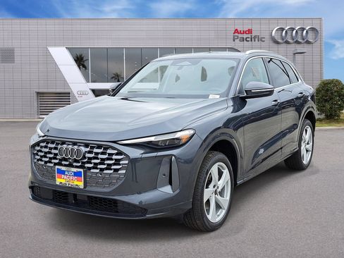 New 2026 Audi Q5 Premium AWD/4WD image 1