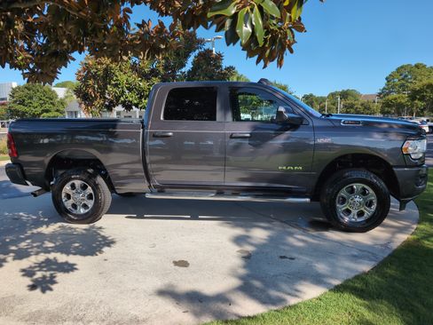 Used 2021 RAM 2500 Big Horn w/ Safety Group AWD/4WD image 11