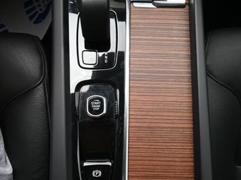 Used 2025 Volvo S60 B5 Plus FWD image 11