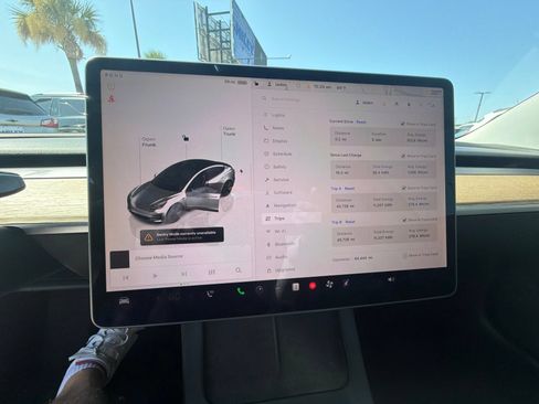Used 2022 Tesla Model 3 RWD image 16