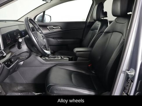 Used 2024 Kia Sportage EX FWD image 14