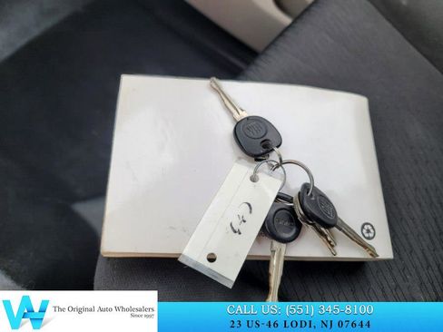 Used 2011 GMC Sierra 2500 W/T w/ Snow Plow Prep Package image 21