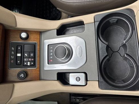 Used 2016 Land Rover LR4 HSE LUX AWD/4WD image 52