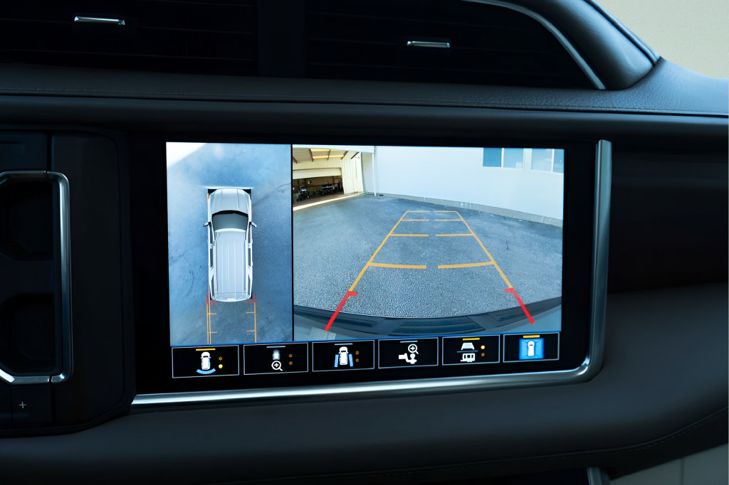 Used 2021 GMC Yukon Denali AWD/4WD image 25
