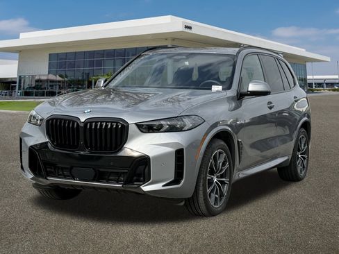 Certified 2025 BMW X5 xDrive40i w/ M Sport Package image 4