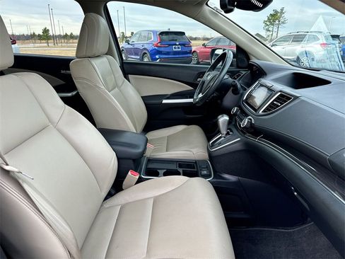 Used 2016 Honda CR-V Touring image 25