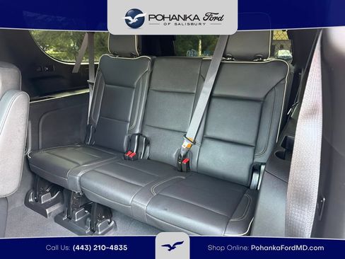Used 2023 Chevrolet Suburban Premier AWD/4WD image 25