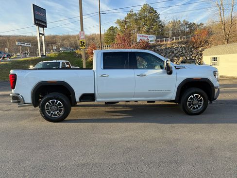 New 2026 GMC Sierra 2500 SLT w/ Max Trailering Package image 6