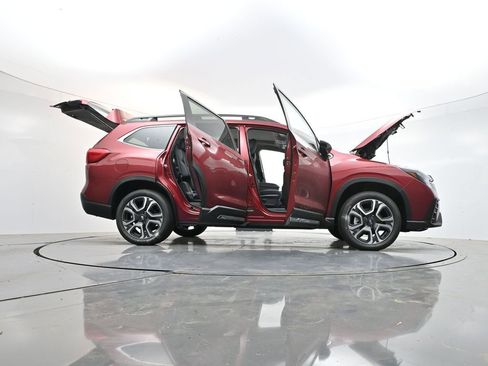 New 2026 Subaru Ascent Limited AWD/4WD image 32