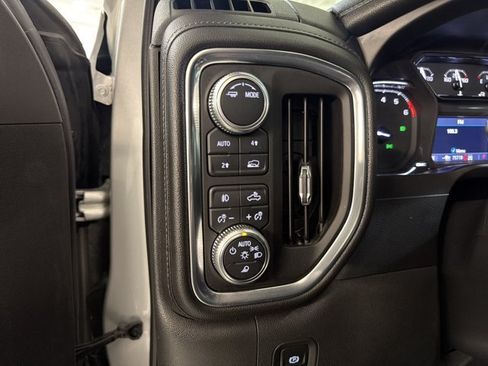 Used 2020 GMC Sierra 1500 SLT w/ SLT Premium Plus Package AWD/4WD image 35