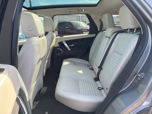 Used 2024 Land Rover Discovery Sport S image 13