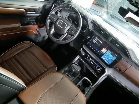 Used 2024 GMC Sierra 1500 Denali Ultimate image 14