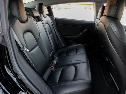 Used 2019 Tesla Model 3 Performance image 43