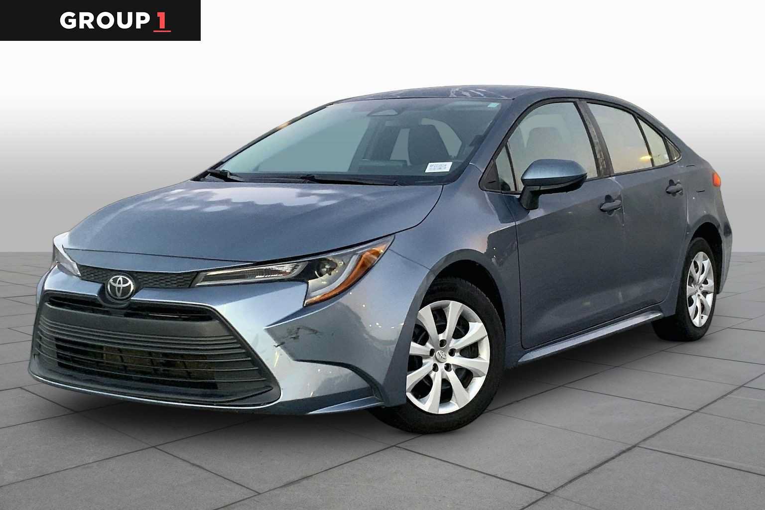 Used 2024 Toyota Corolla LE FWD image 1