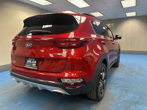 Used 2022 Kia Sportage SX image 2