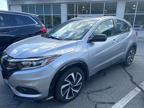 Used 2019 Honda HR-V Sport image 4
